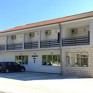 & Pansion Odmor krevet i doručak